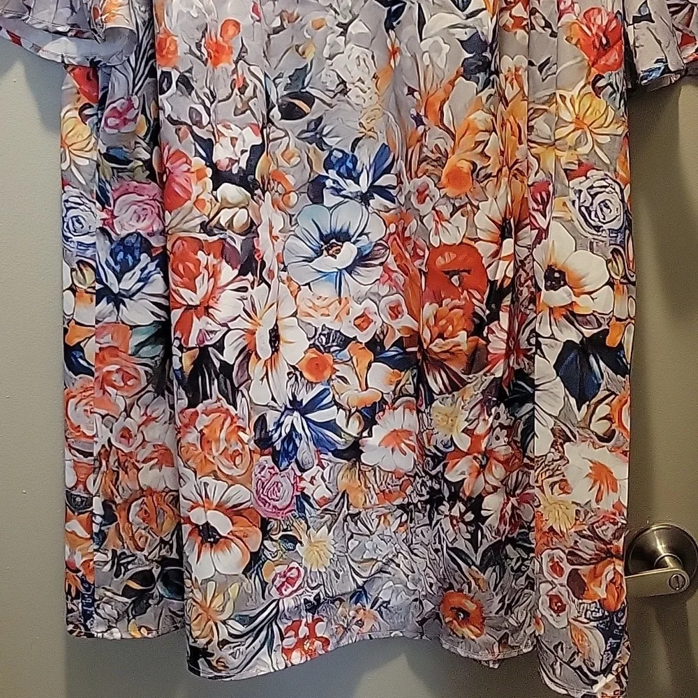 3/$15 CLOSET CLEAR OUT. Beautiful Gray Sz XL Floral Lace-Trimmed Dress - Picture 3 of 6